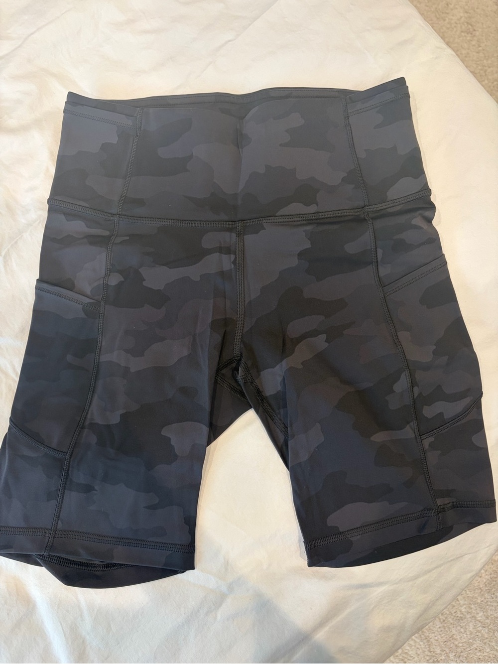 Lululemon Fast and Free 6” Black Camo Biker Shorts - Picture 2 of 6